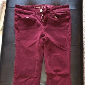 Maroon American Eagle jegging